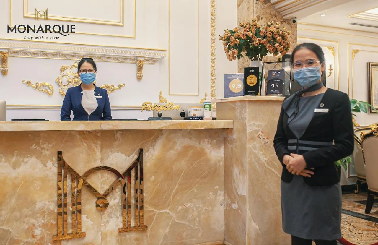 Monarque Hotel Danang