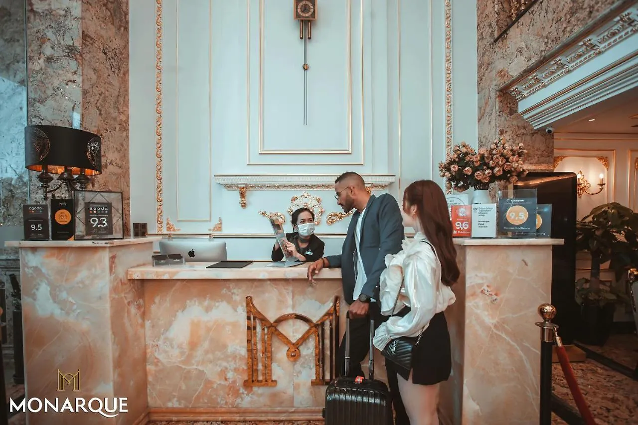 Monarque Hotel Danang
