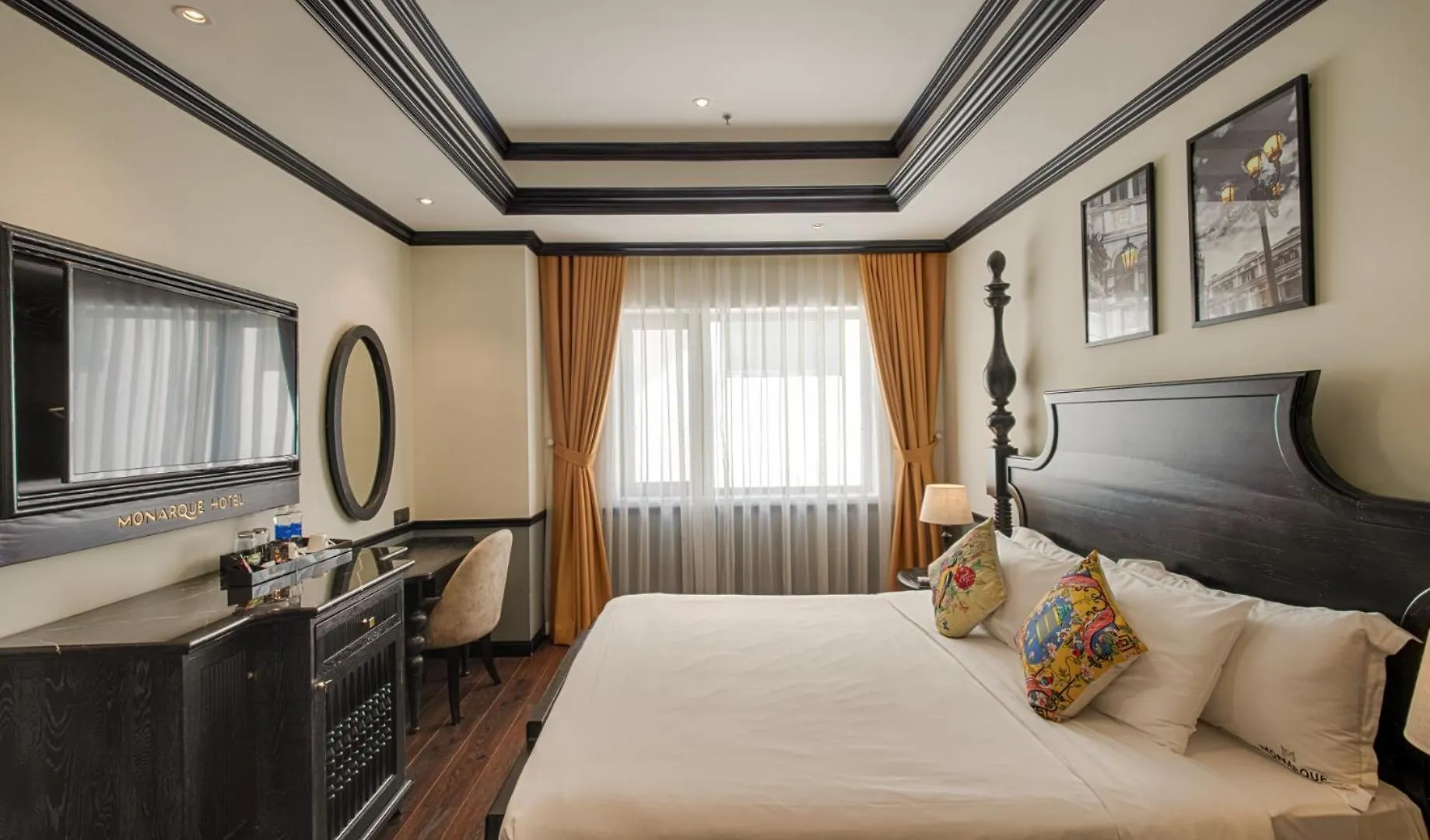 Monarque Hotel Danang  Da Nang
