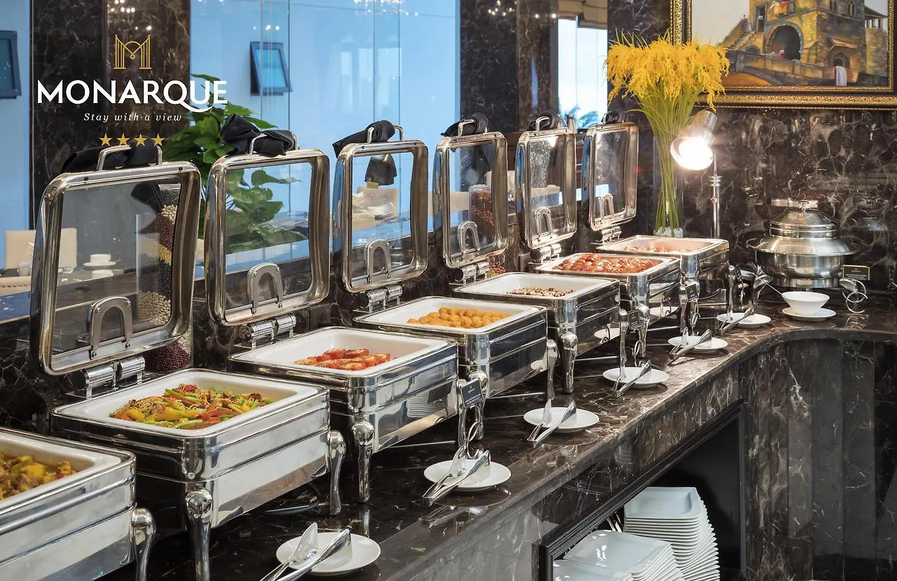 Monarque Hotel Danang