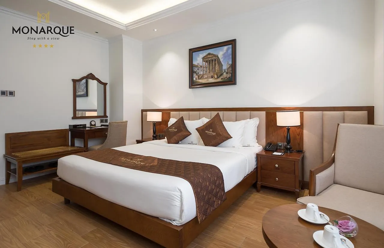 Monarque Hotel Danang