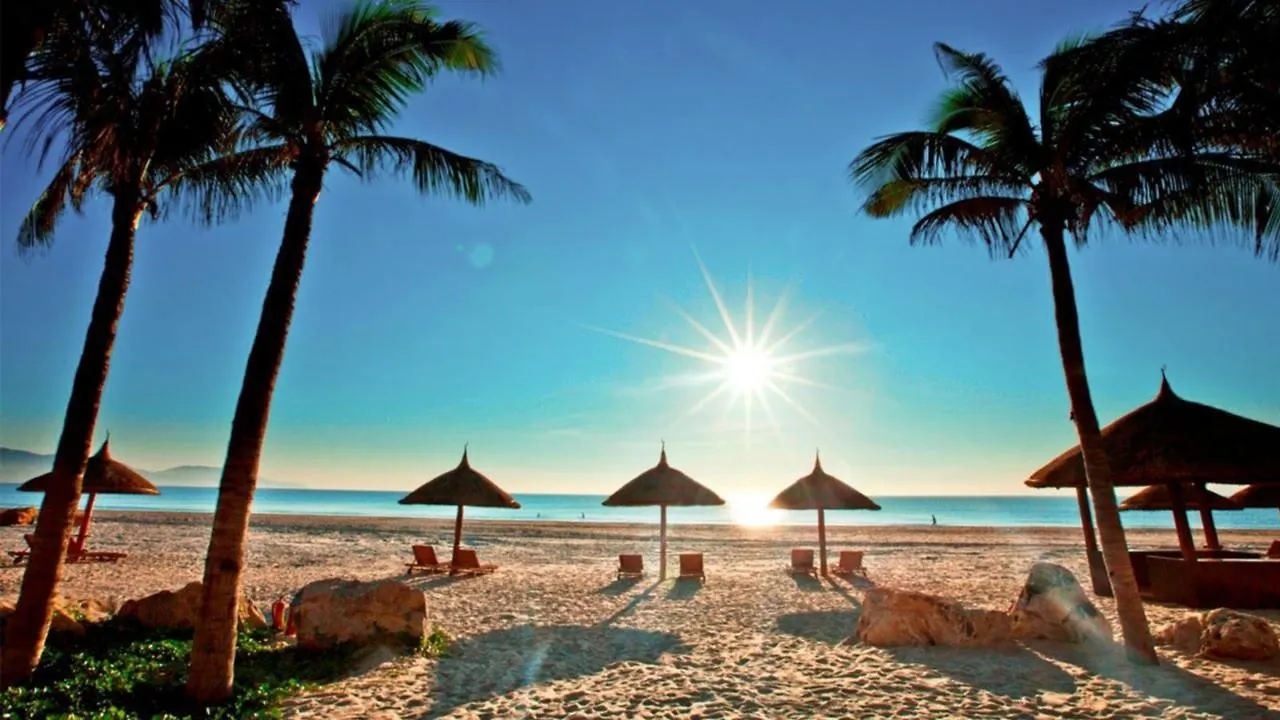 Monarque Hotel Danang